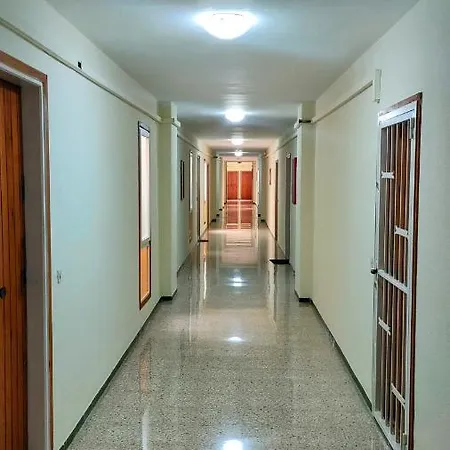 Summer Breeze Apartment Empuriabrava Exterior photo